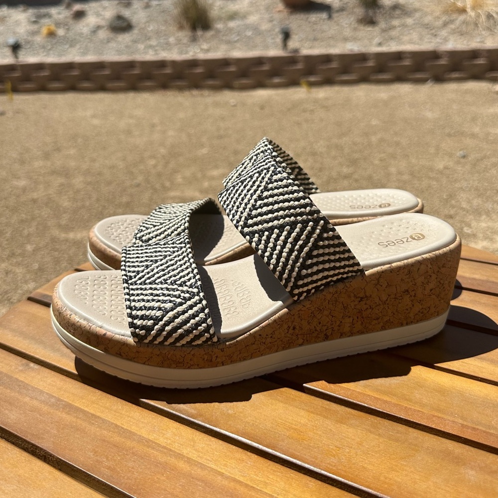 Bzees wedge sandals
